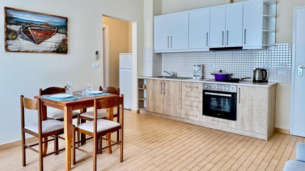 Your Comfy Apartment Sarandë Exterior foto