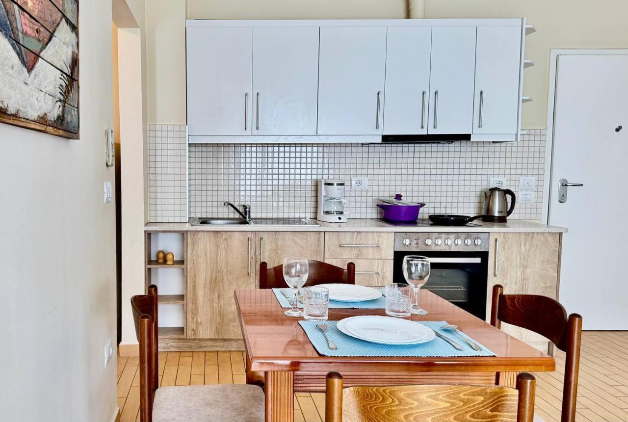Your Comfy Apartment Sarandë Exterior foto